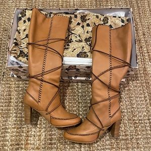 Ulla Johnson BNWT Atlas moccasin boots, size 40. Never been worn, super cool.